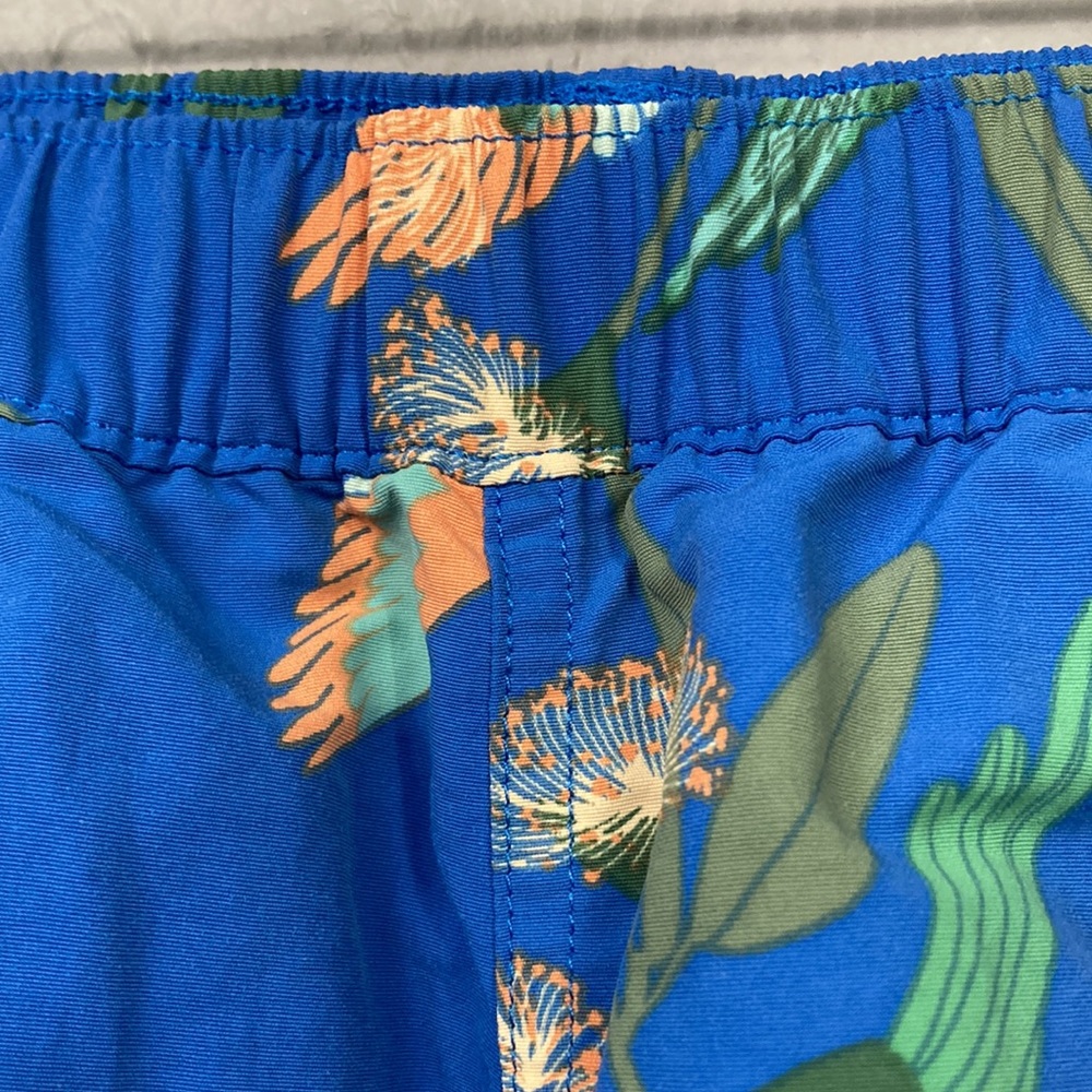 Patagonia Blue Parrot Print 100% Recycled Nylon Tropical Shorts Women's … - Picture 6 of 11